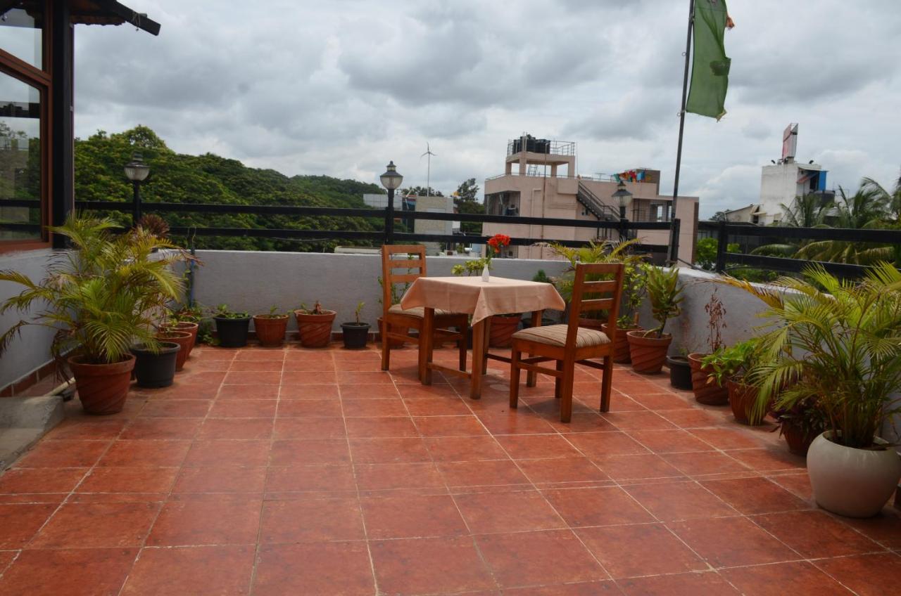 Himalayan Inn Hotel Bangalore Exterior photo